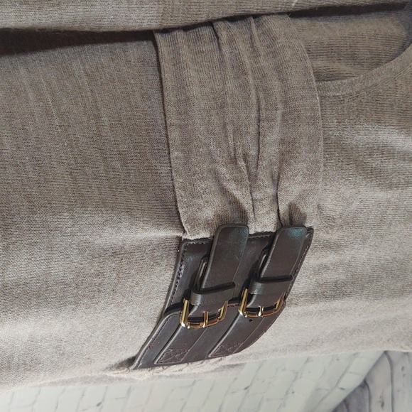 New York & Company Size M Belted Sweater Dress - Picture 10 of 12